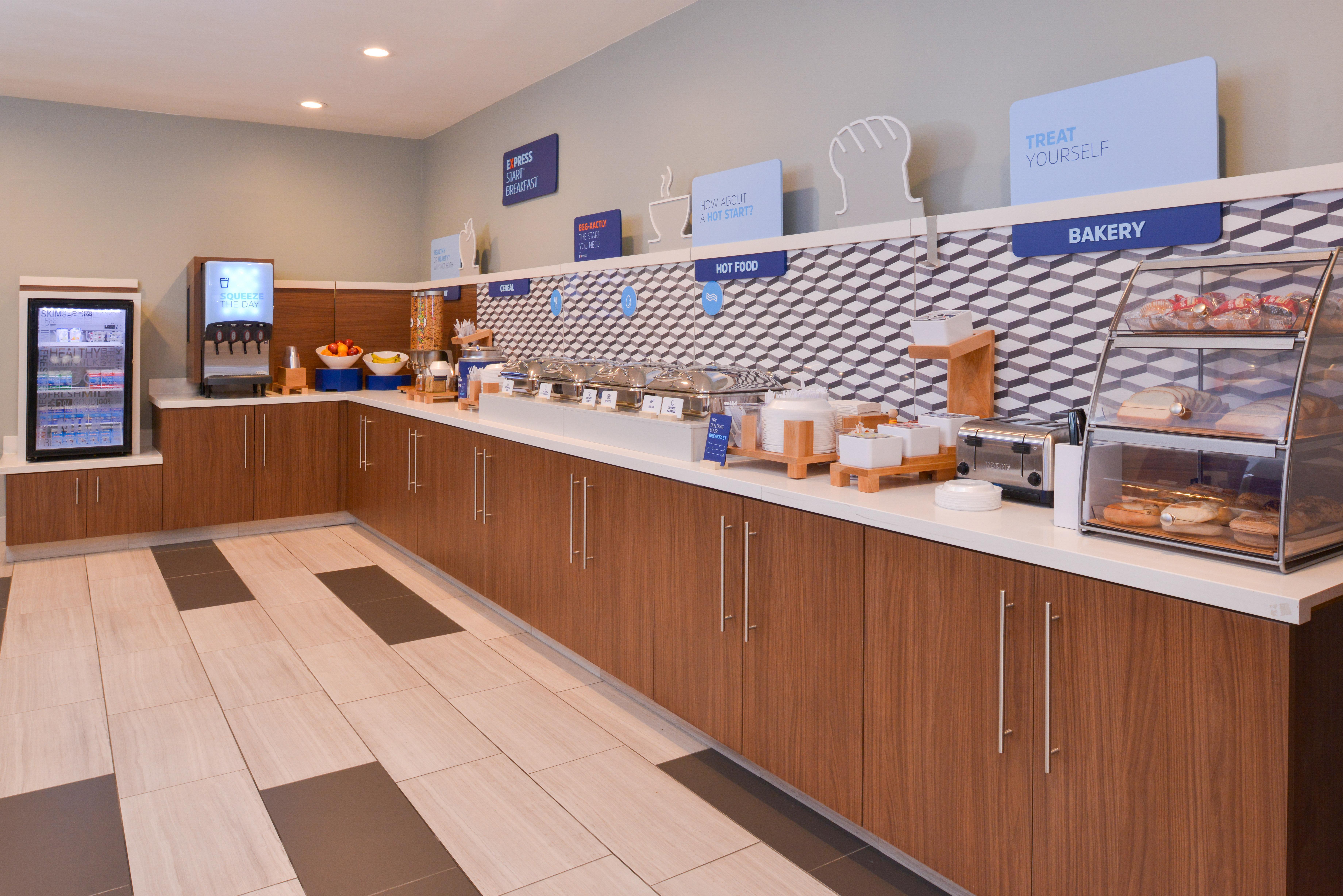 Holiday Inn Express Hotel & Suites Abilene Mall South By Ihg Exterior photo
