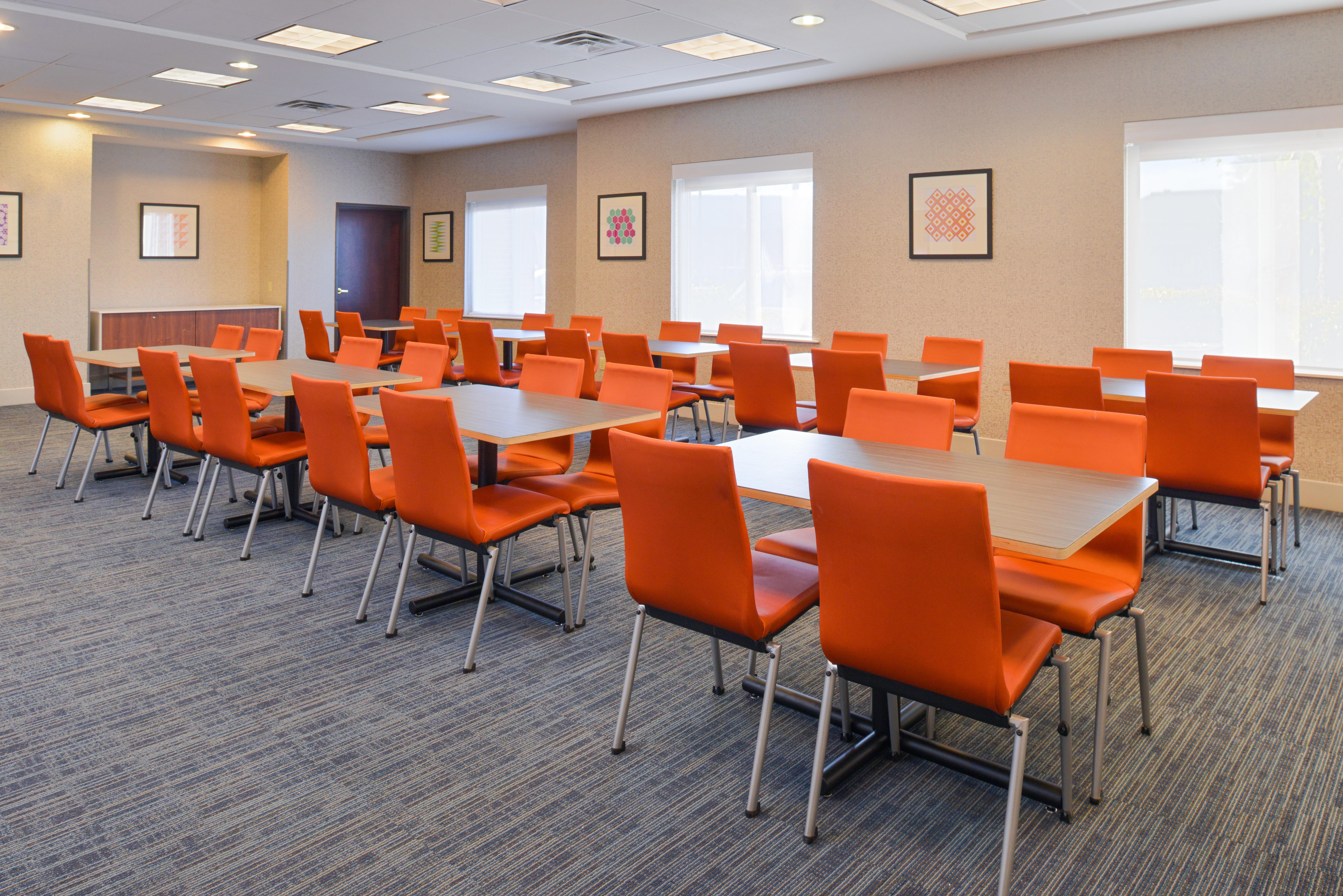 Holiday Inn Express Hotel & Suites Abilene Mall South By Ihg Exterior photo