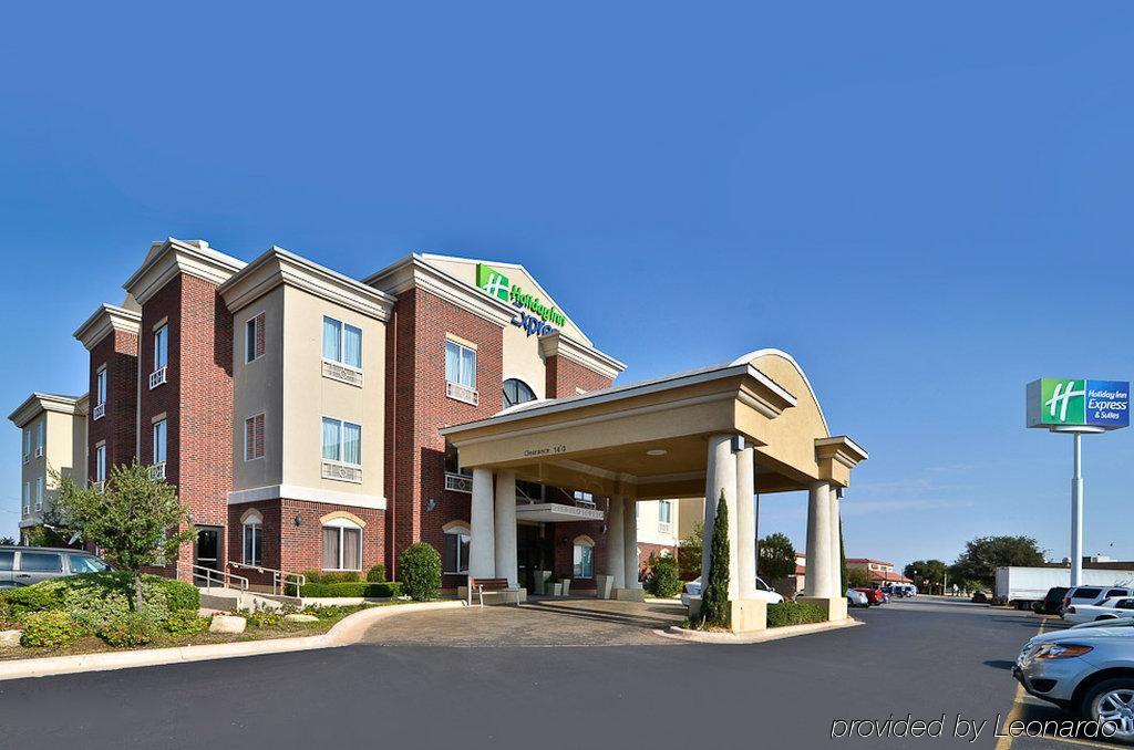 Holiday Inn Express Hotel & Suites Abilene Mall South By Ihg Exterior photo